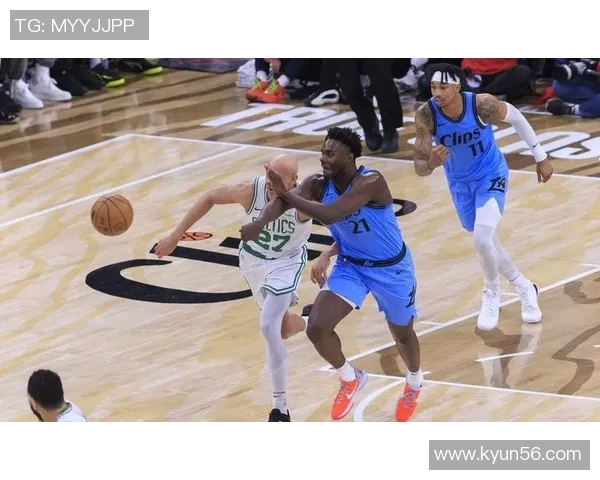 凯尔特人与快船精彩对决集锦回顾展现篮球魅力与激情瞬间 凯尔特人与快船精彩对决集锦回顾展现篮球魅力与激情瞬间